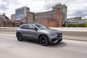 Mercedes-Benz GLA250 AMG Line 2020 года  (NA)